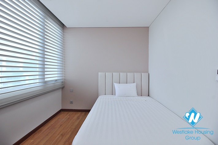 Brand new and high floor 2 beds apartment for rent in Tu Hoa st, Tay Ho